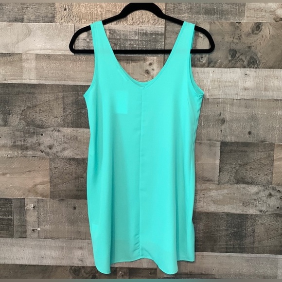 NWT Soprano Tank - Picture 4 of 11